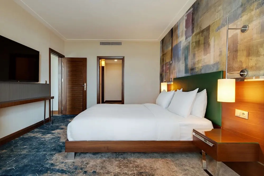 هتل دابل تری هیلتون